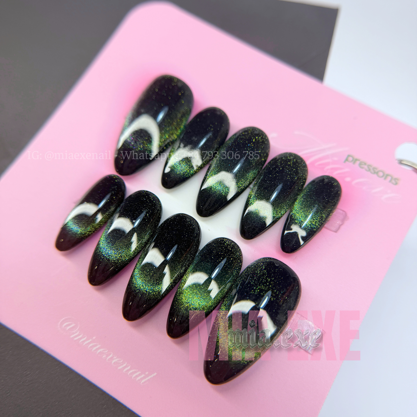 Press on Nails | Green & Black Cat Eye with Crescent Moon Arch, Daily Nail Style, Almond Shape, Medium Length Luxury Handmade Fake Nails
