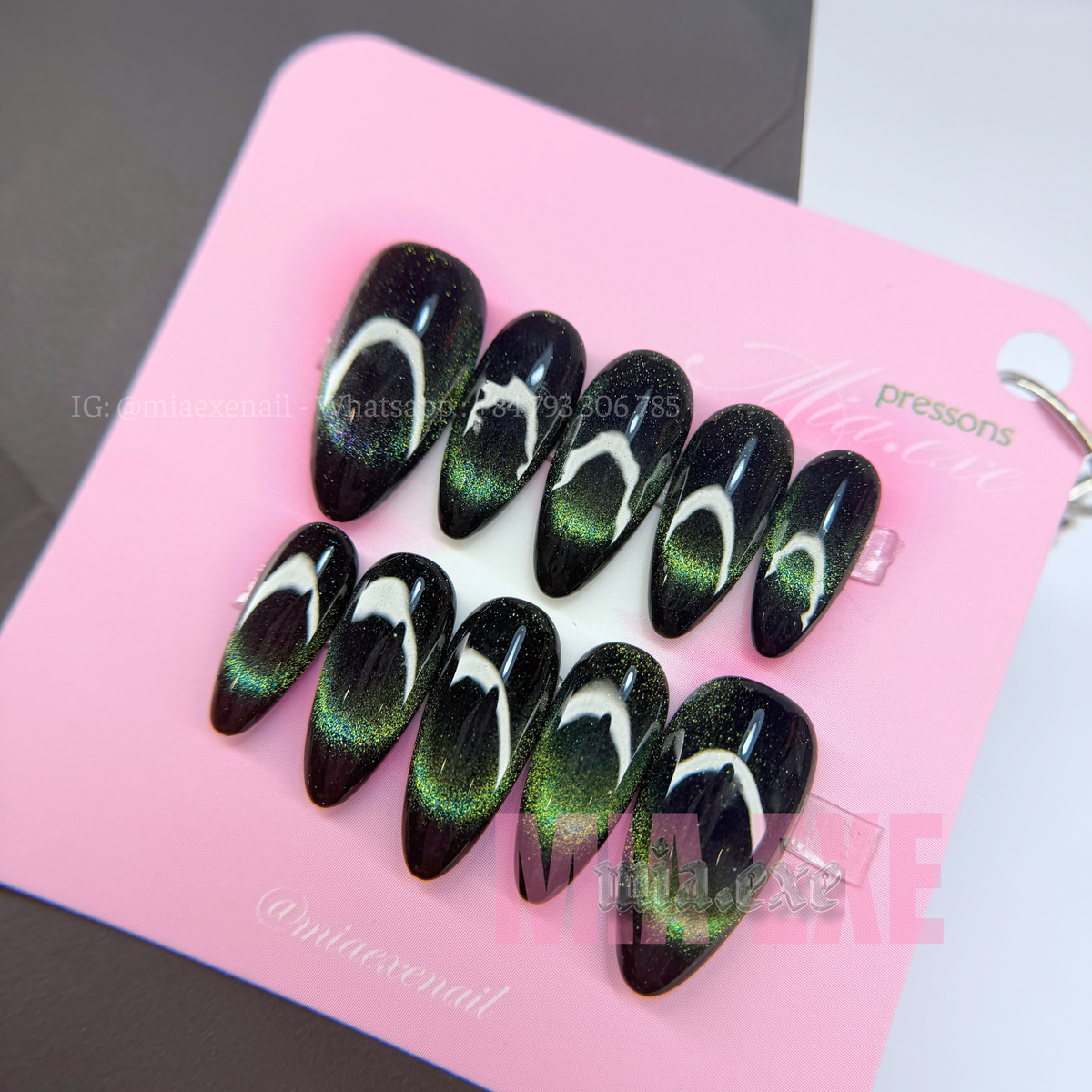 Press on Nails | Green & Black Cat Eye with Crescent Moon Arch, Daily Nail Style, Almond Shape, Medium Length Luxury Handmade Fake Nails