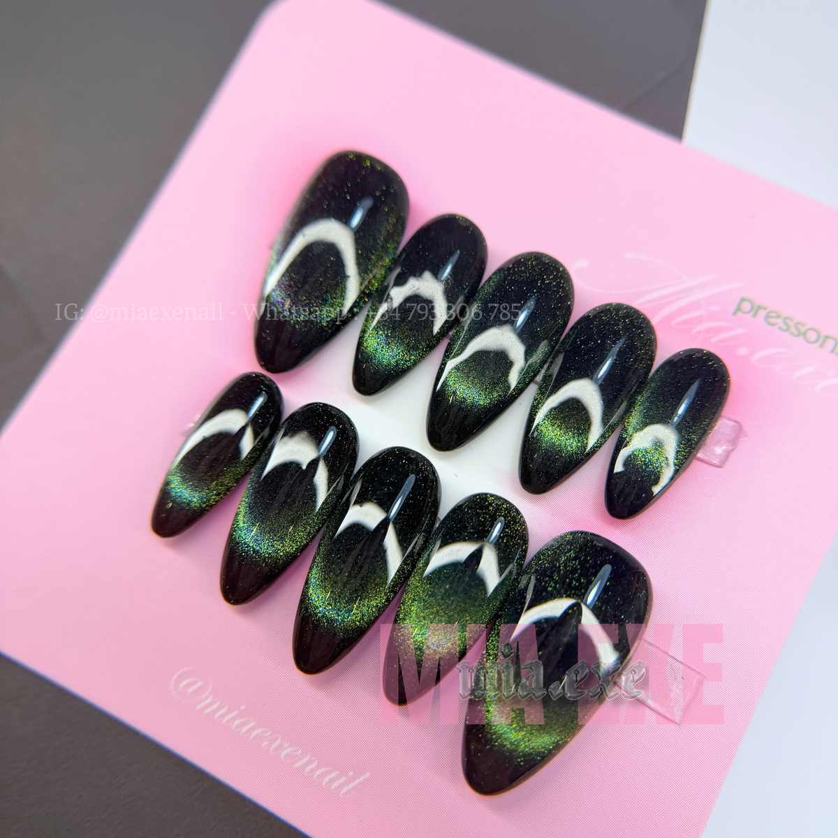 Press on Nails | Green & Black Cat Eye with Crescent Moon Arch, Daily Nail Style, Almond Shape, Medium Length Luxury Handmade Fake Nails