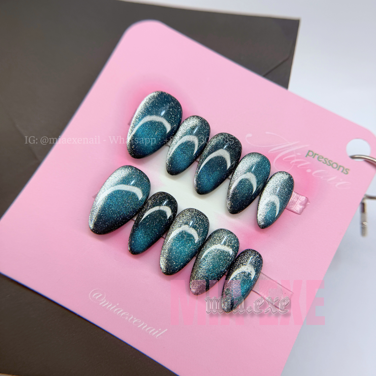 Press on Nails | Teal & Dark Blue Cat Eye with Glowing Arch Line, Daily Nail Style, Almond Shape, Medium Length Luxury Handmade Fake Nails