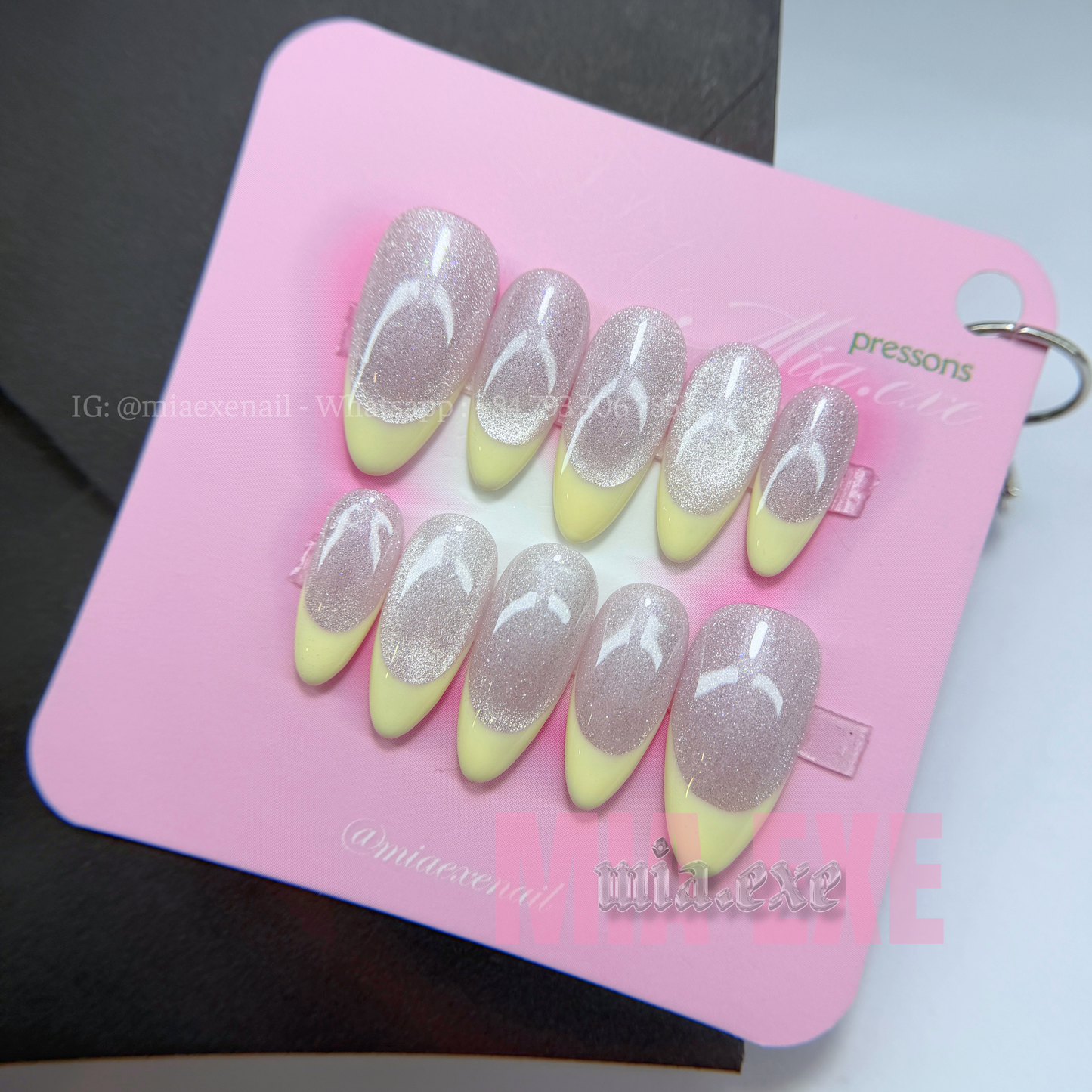 Press on Nails | Pastel Yellow Cat Eye French Tip, Daily Nail Style, Almond Shape, Medium Length Luxury Handmade Fake Nails