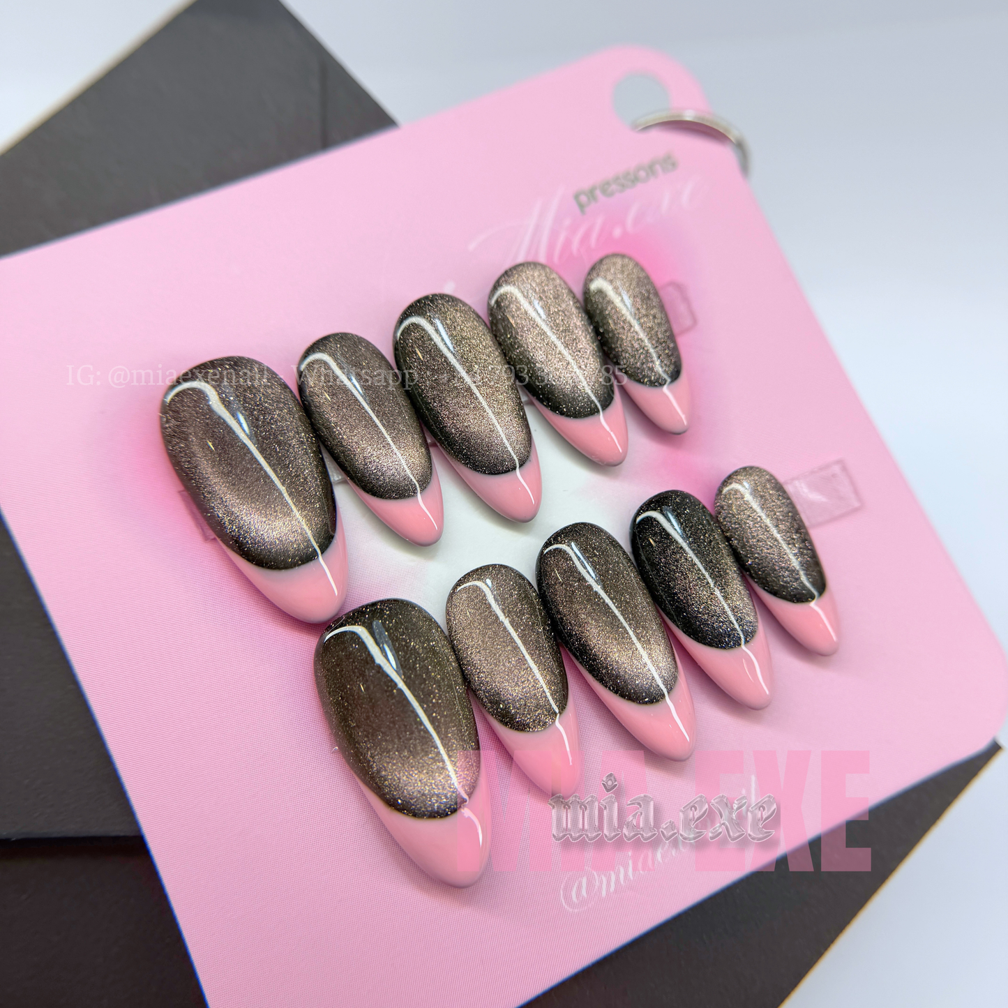 Press on Nails | Dark Cat Eye French Tip, Daily Nail Style, Almond Shape, Medium Length Luxury Handmade Fake Nails