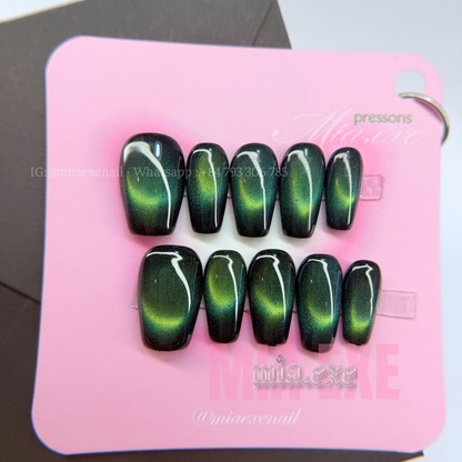 Press on Nails | Emerald Green Cat Eye, Daily Nail Style, Square/Coffin Shape, Short Length Luxury Handmade Fake Nails