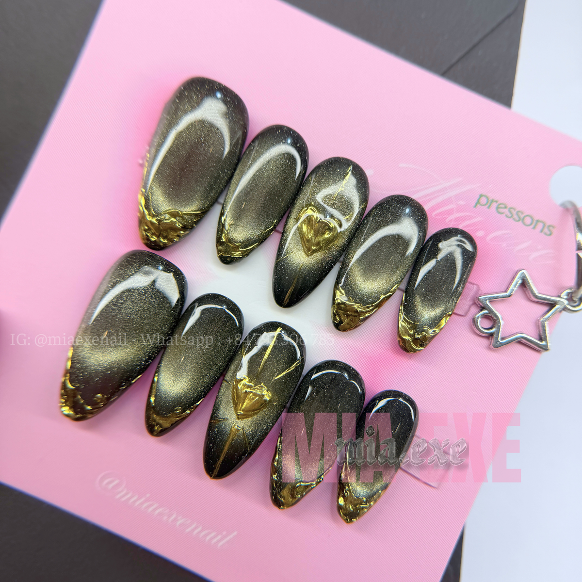 Press on Nails | Black & Gold Chrome Cat Eye with 3D Heart, Daily Nail Style, Almond Shape, Medium Length Luxury Handmade Fake Nails