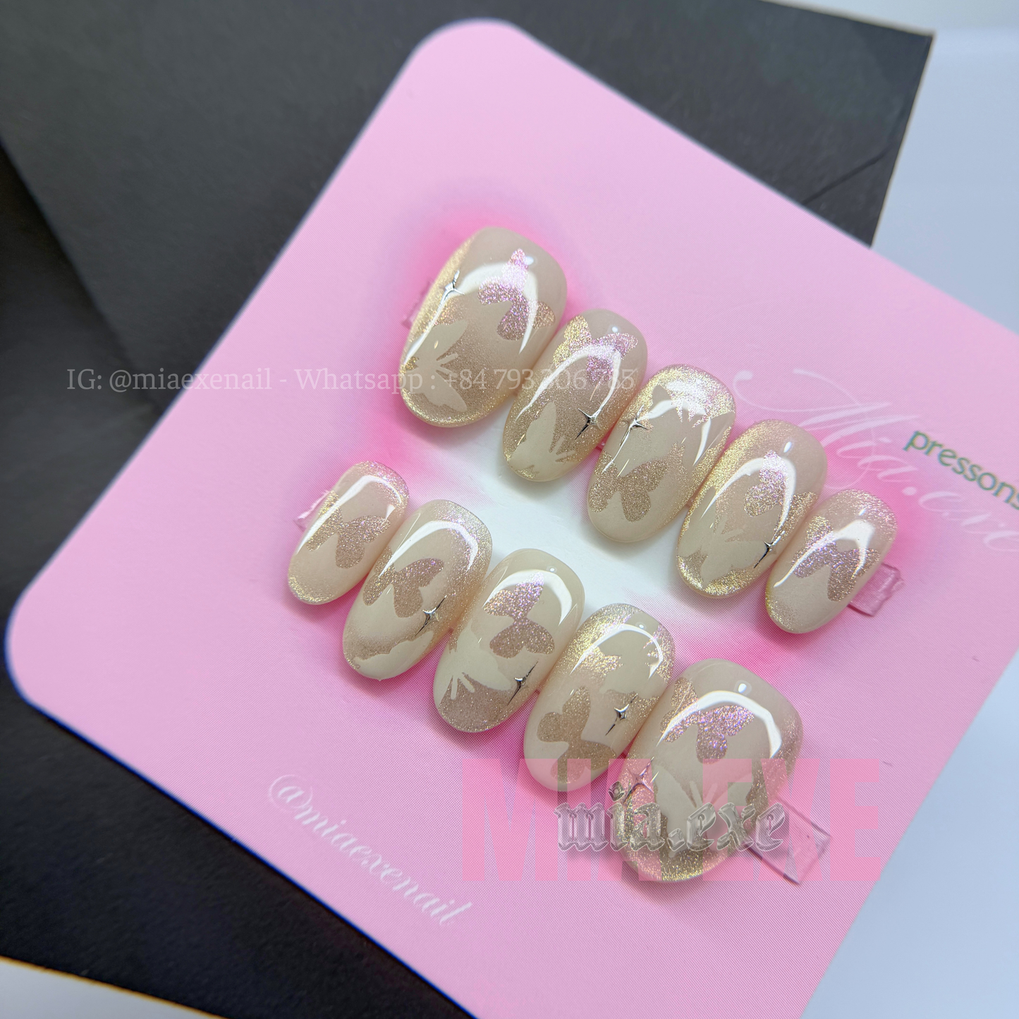 Press on Nails | Shimmering Cat Eye with Butterfly Accent, Daily Nail Style, Almond Shape, Medium Length Luxury Handmade Fake Nails