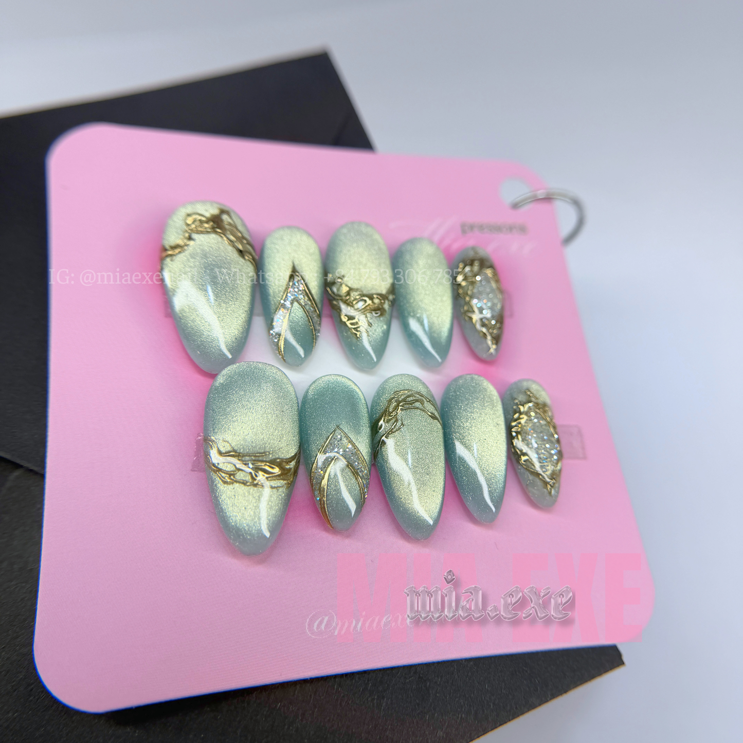 Press on Nails | Sage Green & Gold Mesh Line Art, Daily Nail Style, Almond Shape, Medium Length Luxury Handmade Fake Nails
