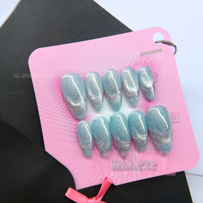 Press on Nails | Cat Eye with Pearlescent Alcohol Ink Marble Effect, Daily Nail Style, Almond Shape, Medium Length Luxury Handmade Fake Nails