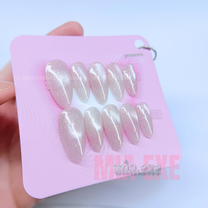 Press on Nails | Soft Pink Cat Eye with Shimmering Aurora Effect, Daily Nail Style, Almond Shape, Medium Length Luxury Handmade Fake Nails