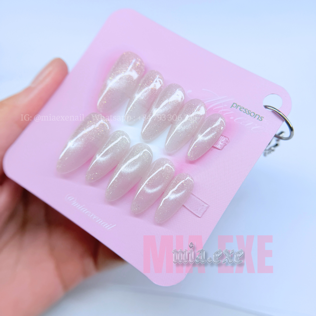 Press on Nails | Soft Pink Cat Eye with Shimmering Aurora Effect, Daily Nail Style, Almond Shape, Medium Length Luxury Handmade Fake Nails