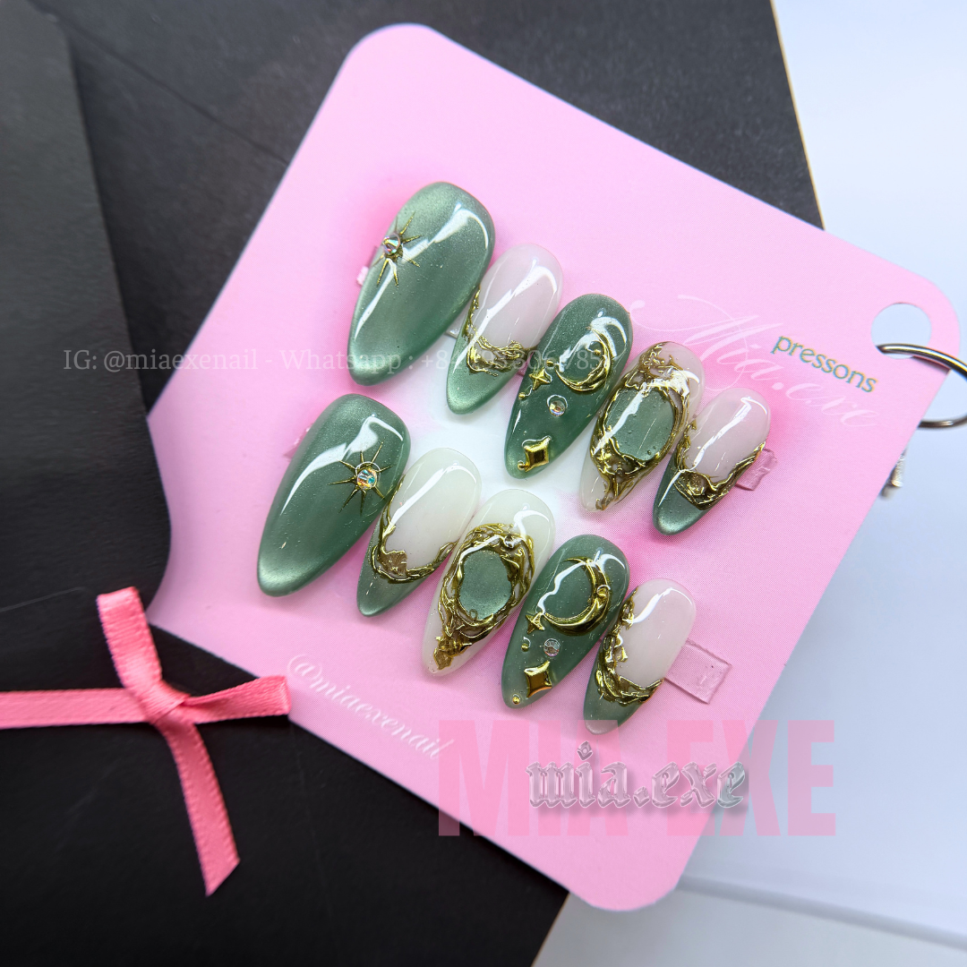 Press on Nails | Celestial Cat Eye with 3D Gold Chrome Baroque Art, Stiletto Shape, Medium Length Luxury Handmade Fake Nails