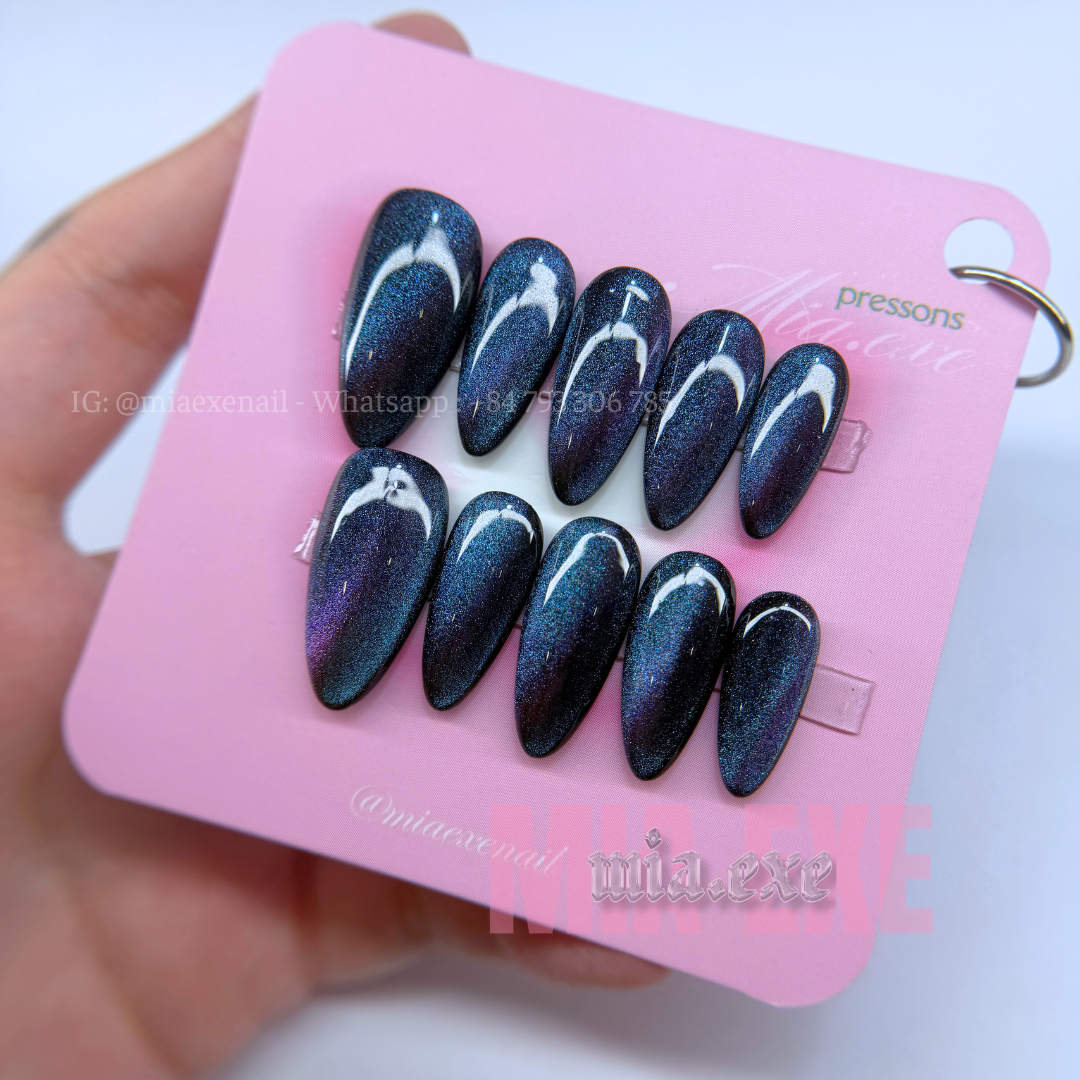 Press on Nails | Multi-Color Galaxy Cat Eye, Daily Nail Style, Stiletto Shape, Medium Length Luxury Handmade Fake Nails
