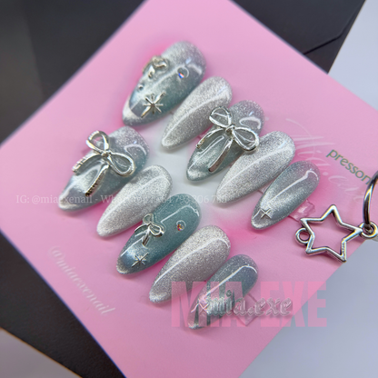 Press on Nails | Silver Cat Eye & Bow Detail, Daily Nail Style, Stiletto Shape, Medium Length Luxury Handmade Fake Nails