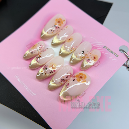 Press on Nails | Nude & Gold French Tip with Pressed Dried Flowers, Daily Nail Style, Almond Shape, Medium Length Luxury Handmade Fake Nails