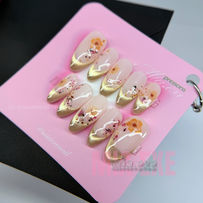 Press on Nails | Nude & Gold French Tip with Pressed Dried Flowers, Daily Nail Style, Almond Shape, Medium Length Luxury Handmade Fake Nails