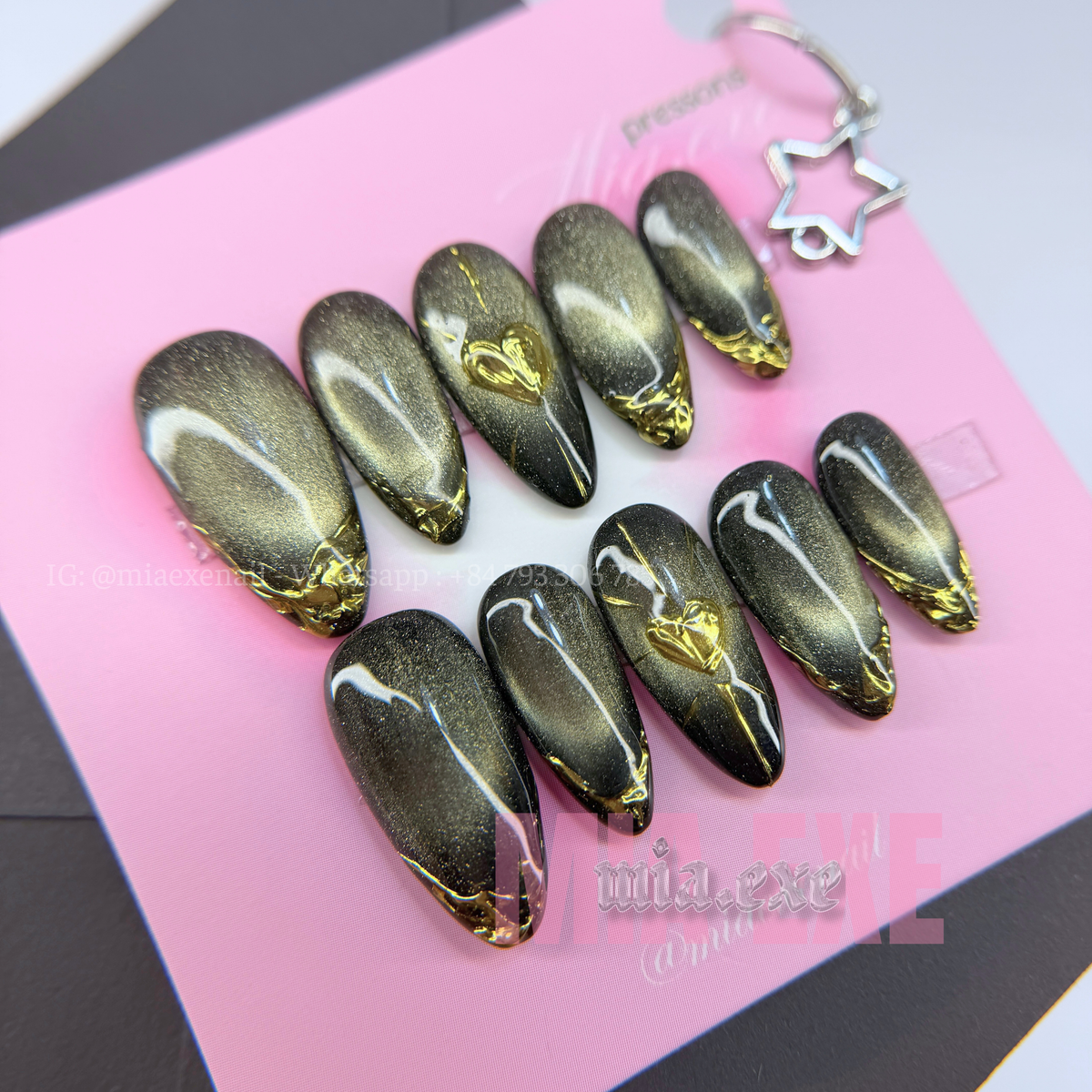 Press on Nails | Black & Gold Chrome Cat Eye with 3D Heart, Daily Nail Style, Almond Shape, Medium Length Luxury Handmade Fake Nails