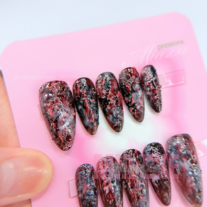Handmade Halloween Gothic Bloody Melted Textured Press-on Nails