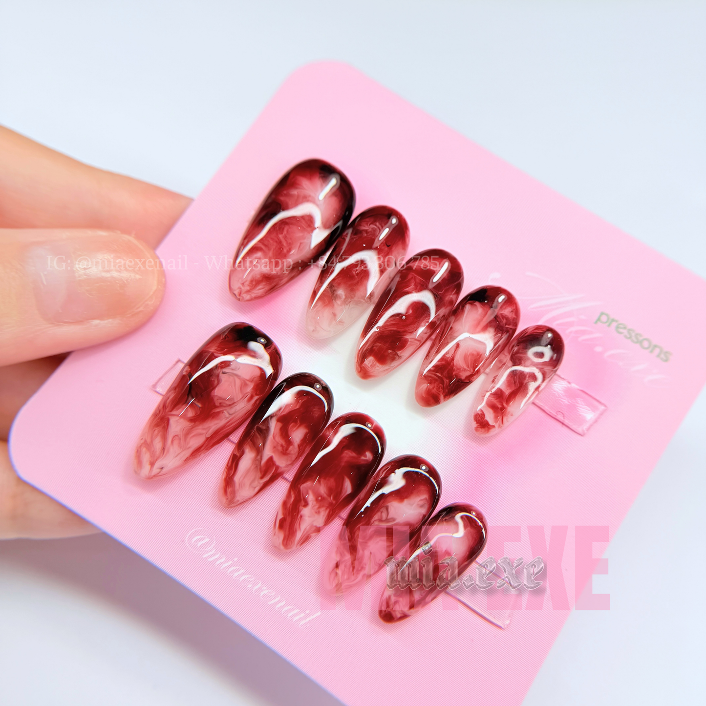 Handmade Halloween Bloody Marble Red & White Press-on Nails