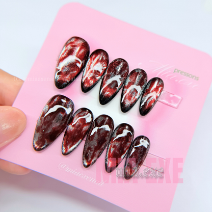 Handmade Halloween Bloody Cat-Eye Magnetic Press-on Nails