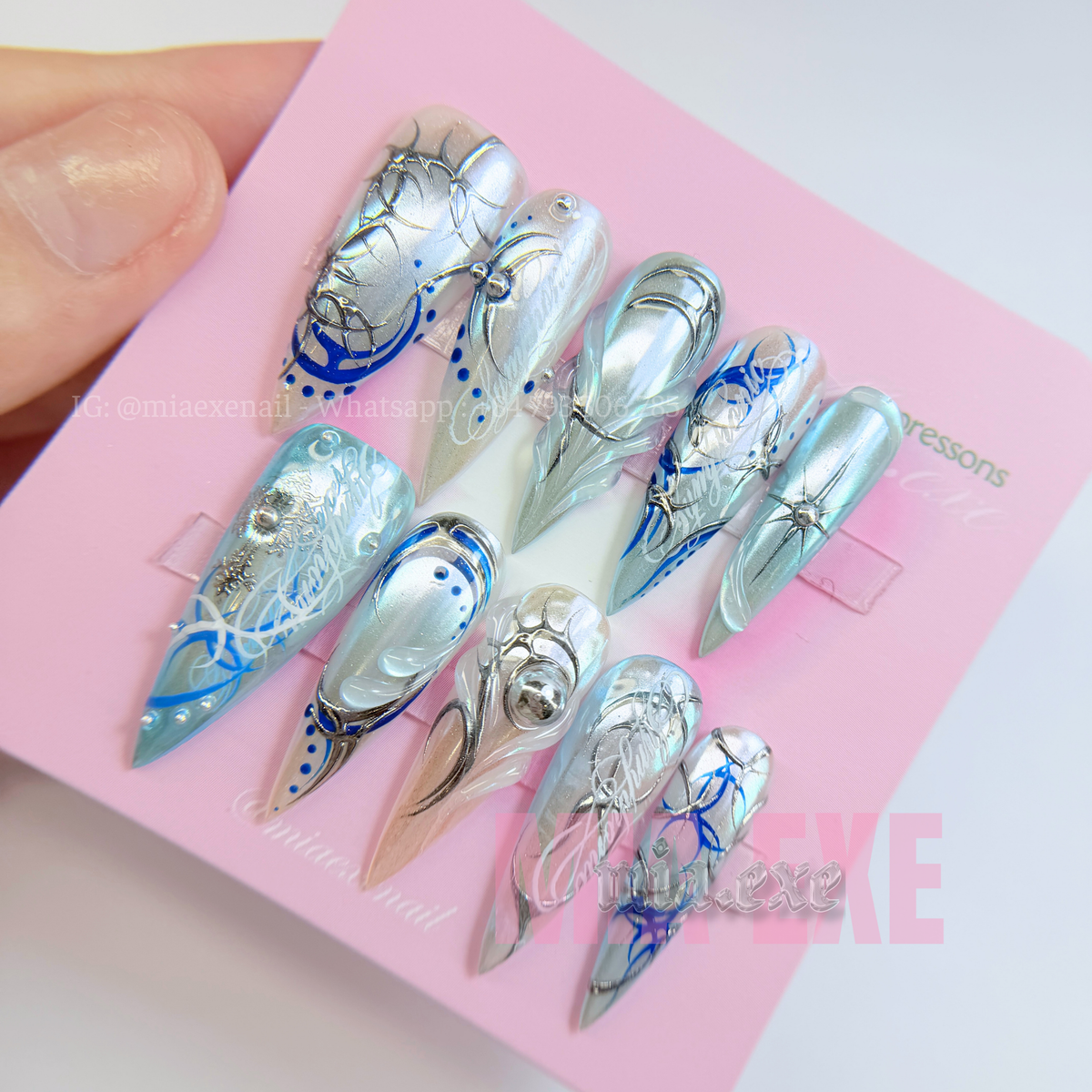 Handmade Futuristic Y2K Aurora Blue Press-on Nails