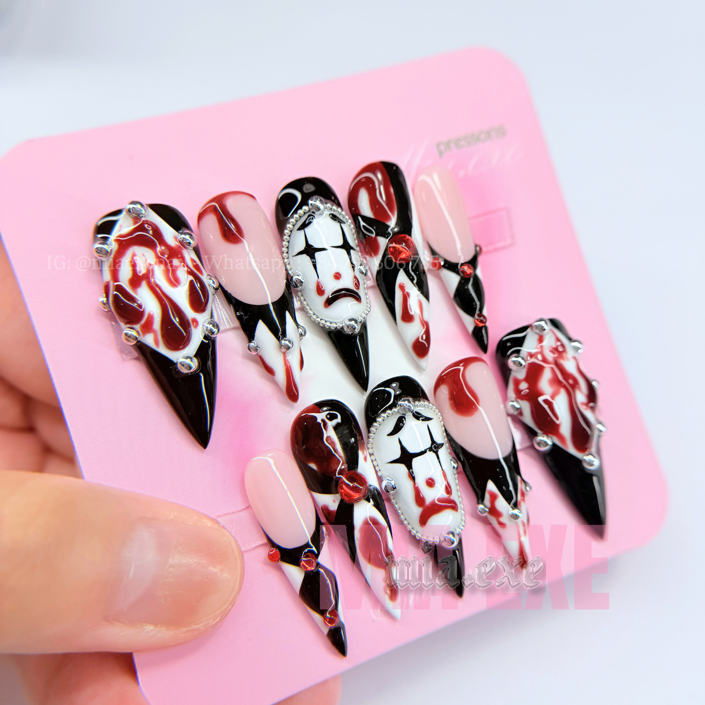 Handmade Halloween IT Clown Bloody Press-on Nails