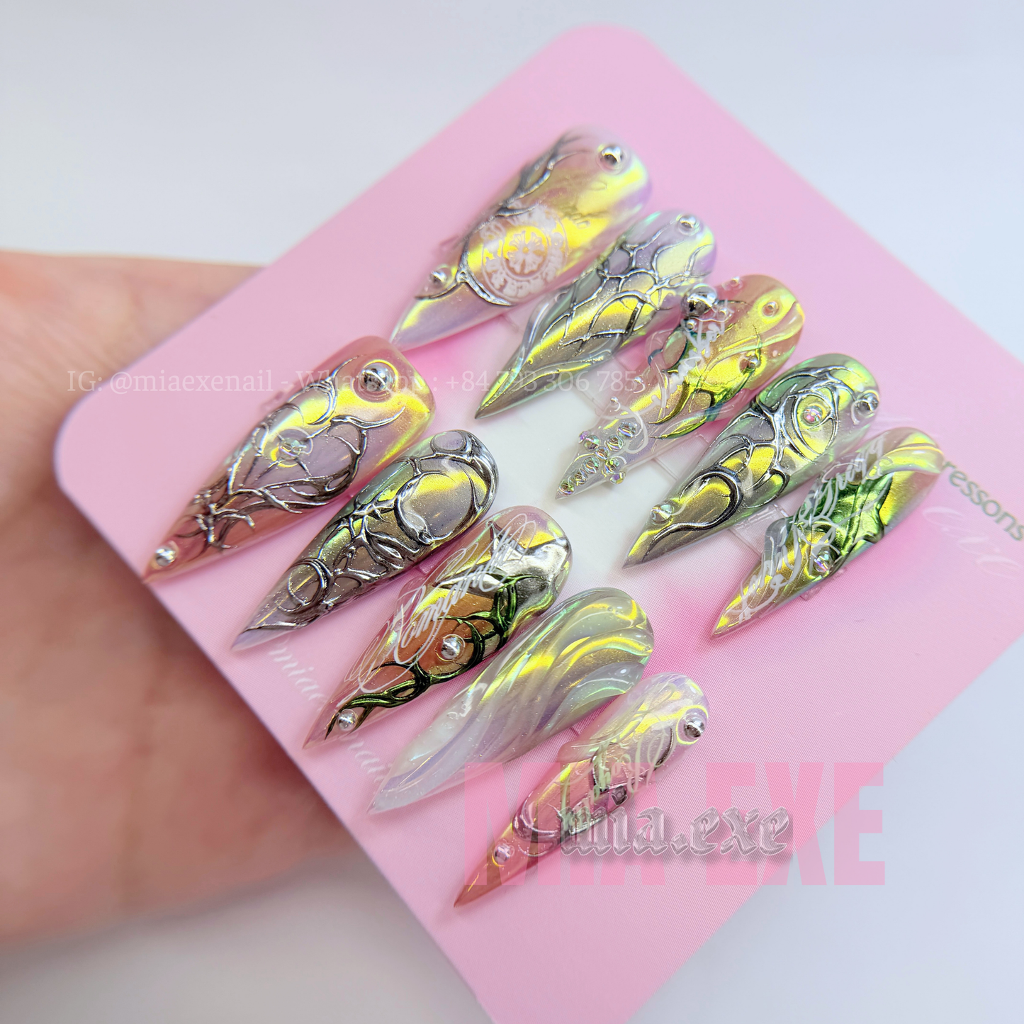 Handmade Futuristic Y2K Aurora Pink & Green Press-on Nails