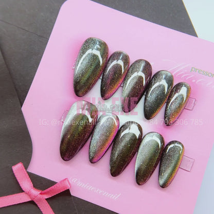 Press on Nails | Multi-Color Gradient Cat Eye with Shimmering Magnetic Glow, Daily Nail Style, Almond Shape, Medium Length Luxury Handmade Fake Nails